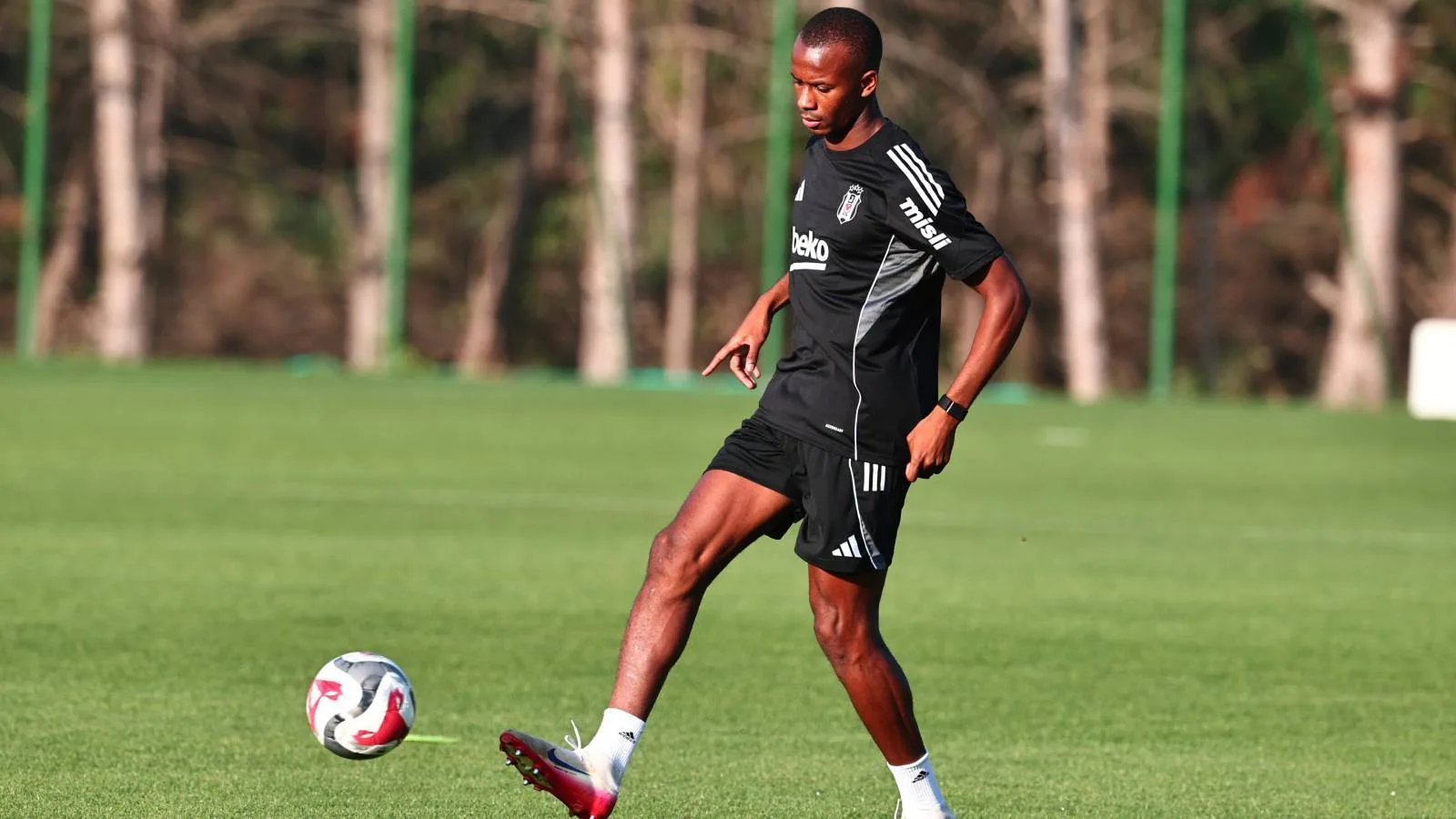 Beşiktaş’tan Antalyaspor’a 4-2’lik Şok!