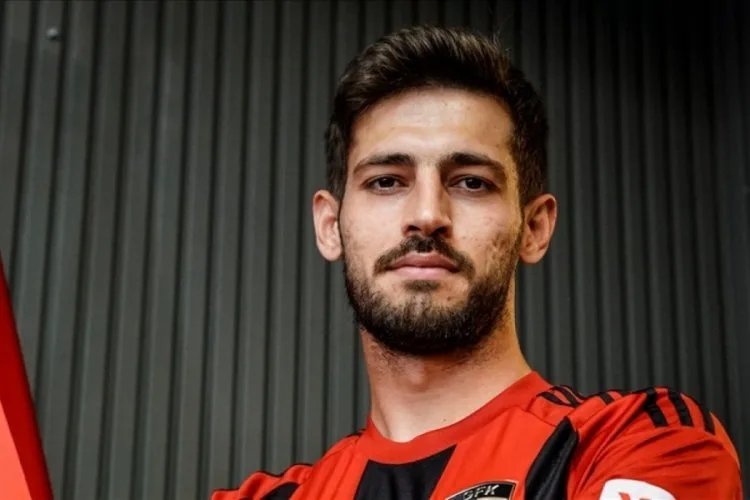 Beşiktaş’tan Stoper İçin Sürpriz Transfer Adayı!
