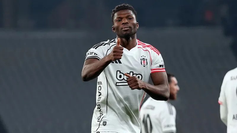 Beşiktaş, Toure için bonservis peşinde!