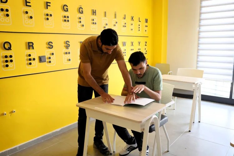 Beyaz Baston Eğitimiyle Eren’in Bağımsızlığı
