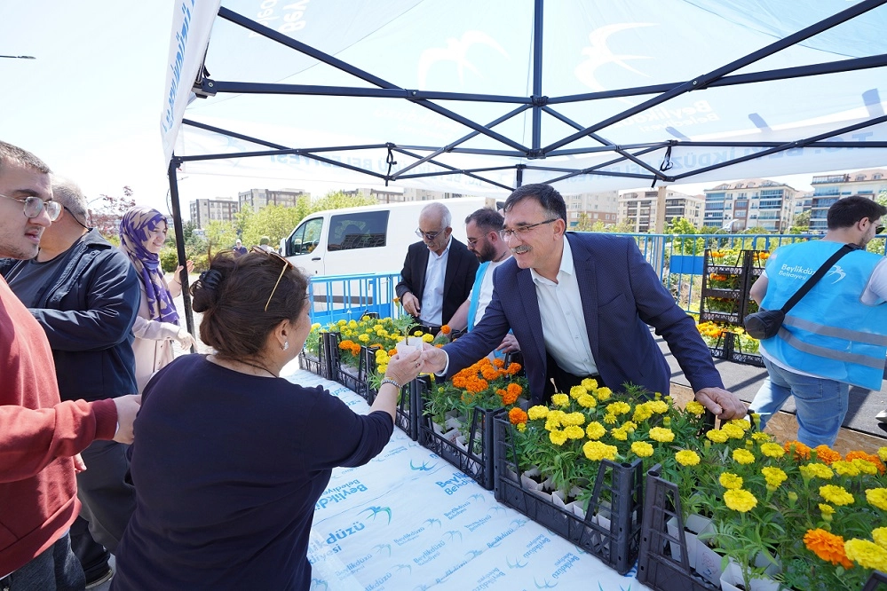 Beylikdüzü’nde Anneler Günü Coşkuyla Kutlandı!