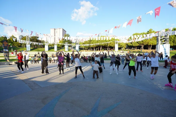 Beylikdüzü’nde Hafta Sonu Zumba ve Spinning Coşkusu