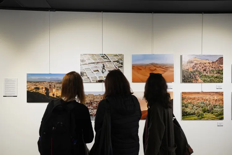 Beylikdüzü’nde İFSAK Fotoğraf Sergisi Açıldı