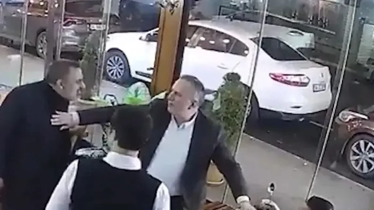 Beylikdüzü’nde Restoran Kurşunlandı: Darp Olayı!