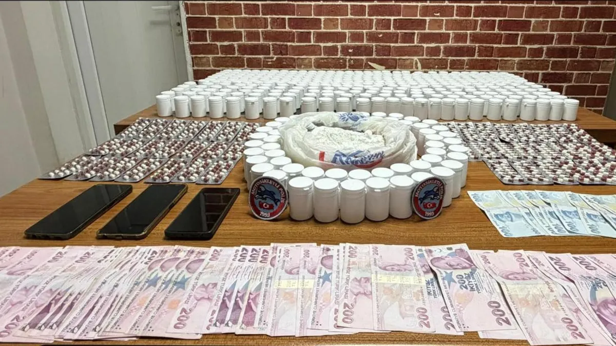 Beyoğlu’nda Uyuşturucu Operasyonu: 23 Bin Hap Ele Geçirildi