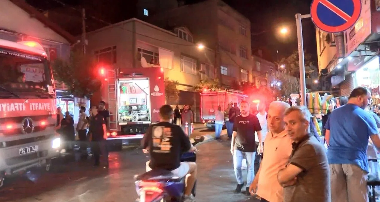 Beyoğlu’nda Yangın: Tüp Patladı, Mahalle Sarsıldı!