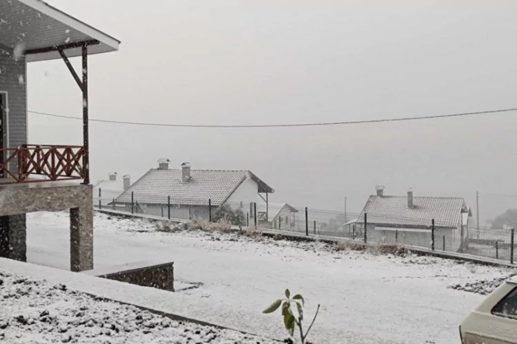 Beypazarı’nda Mevsimin İlk Karı Yağdı!