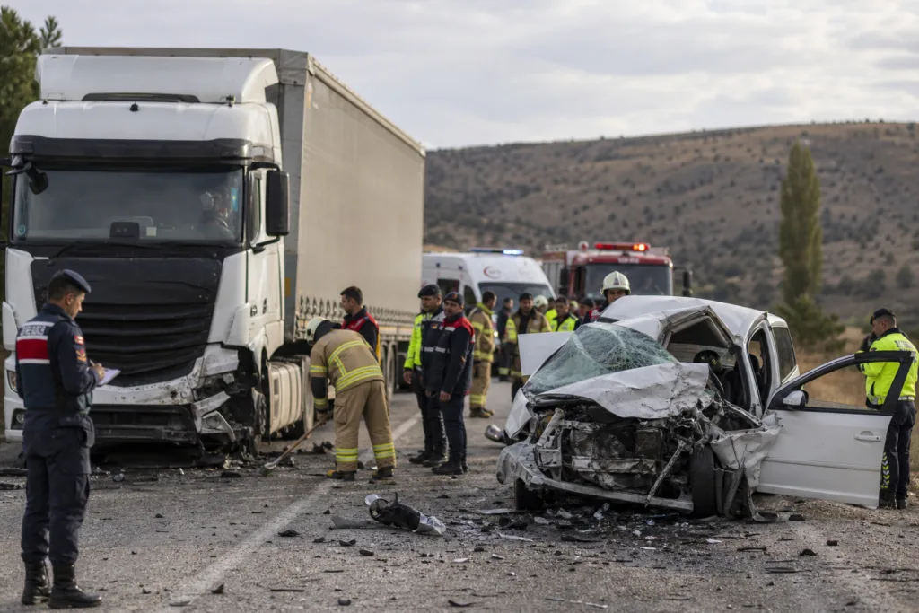 Beyşehir’de feci trafik kazası: 1 ölü, 3 yaralı