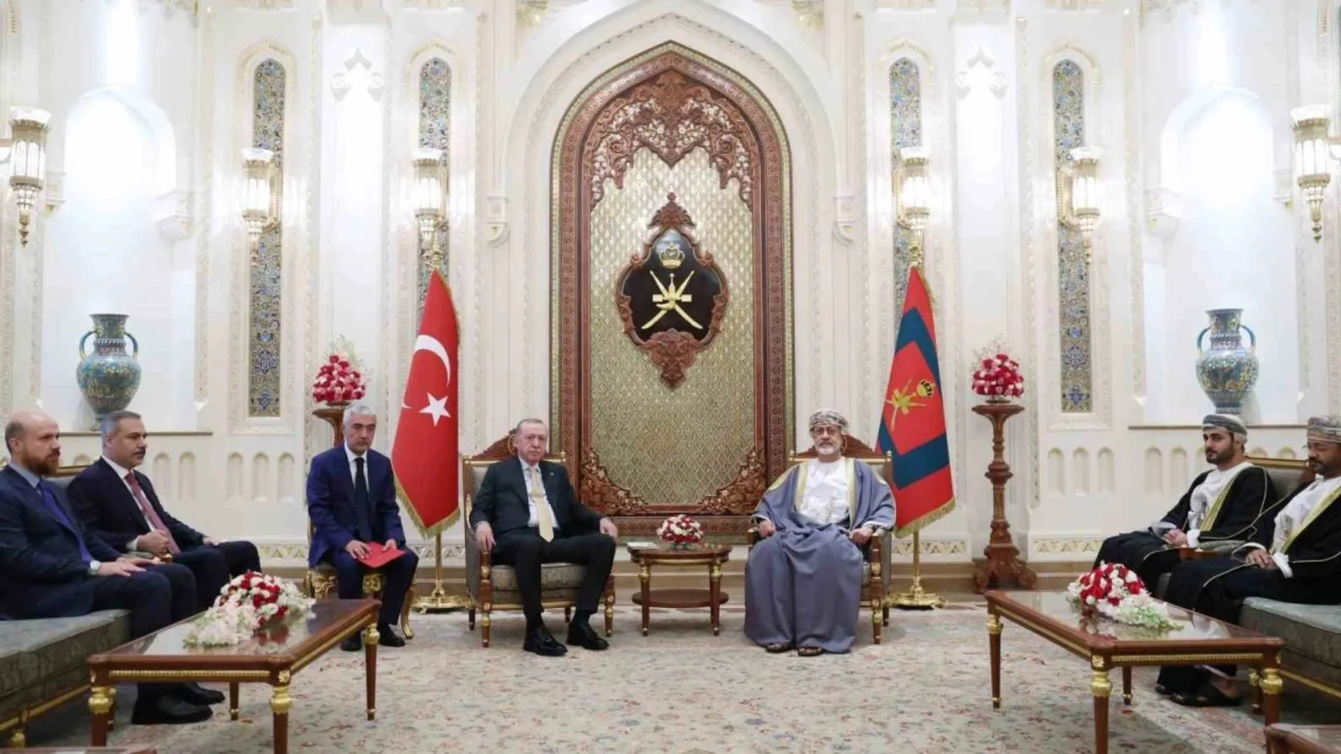 Bilal Erdoğan’ın Yurt Dışı Ziyareti Tartışma Yarattı