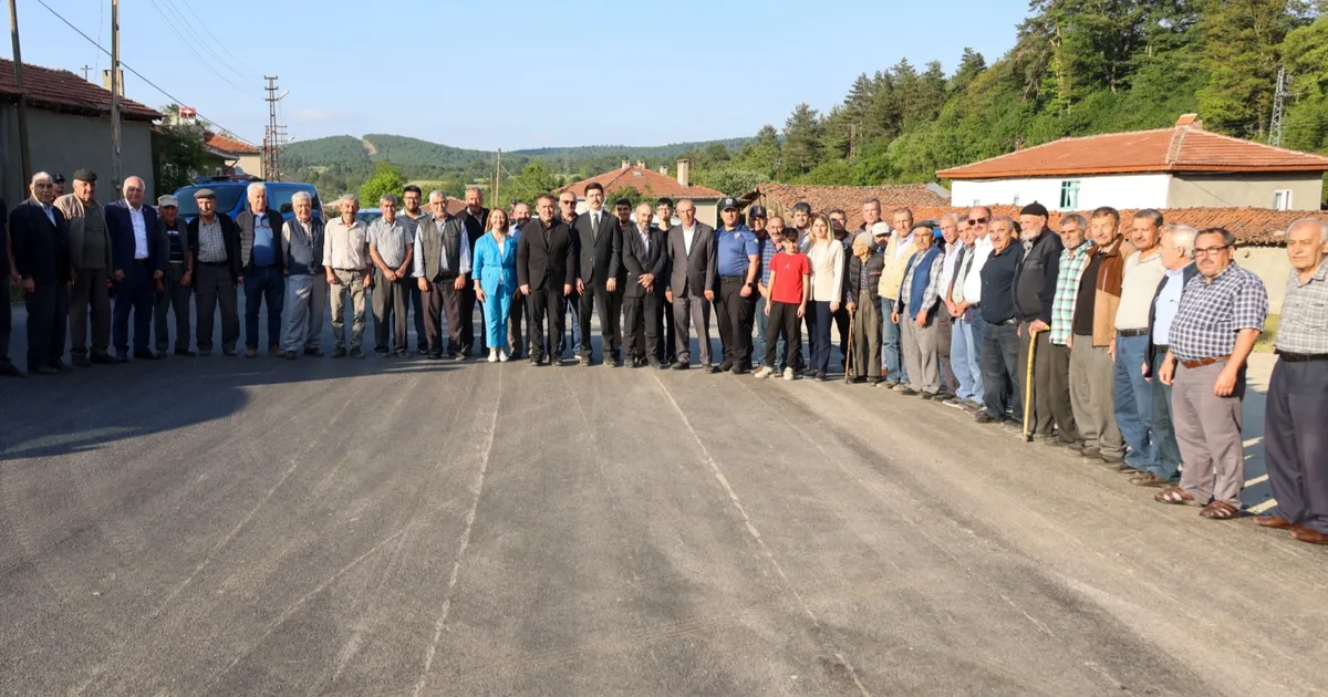 Bilecik’te Sezonun İlk Asfaltı Sarıdayı’nda!