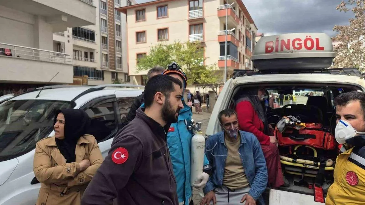Bingöl’de Bodrum Katında Yangın: 13 Yaralı!