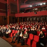 'Bir Adam Yaratmak' oyunu seyircisiyle buluştu