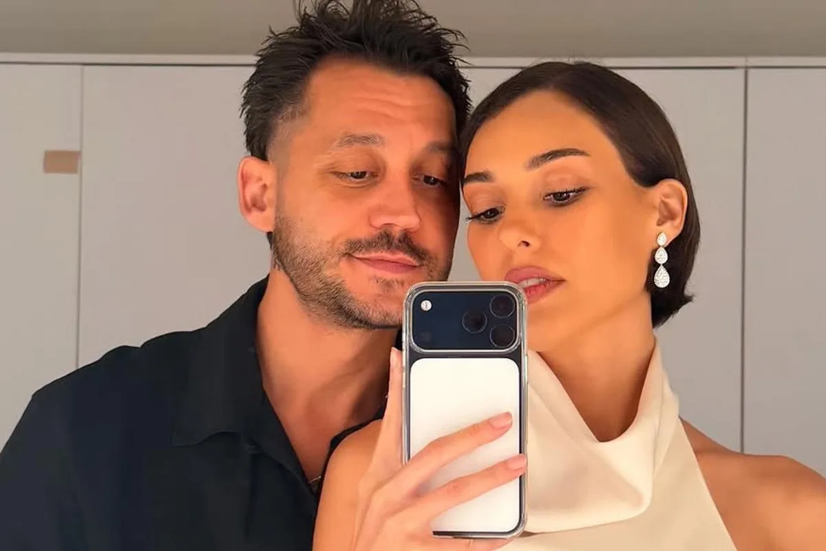 Birkan Nasuhoğlu ve Dilan Çiçek Deniz Aşklarının Birinci Yılını Kutladı