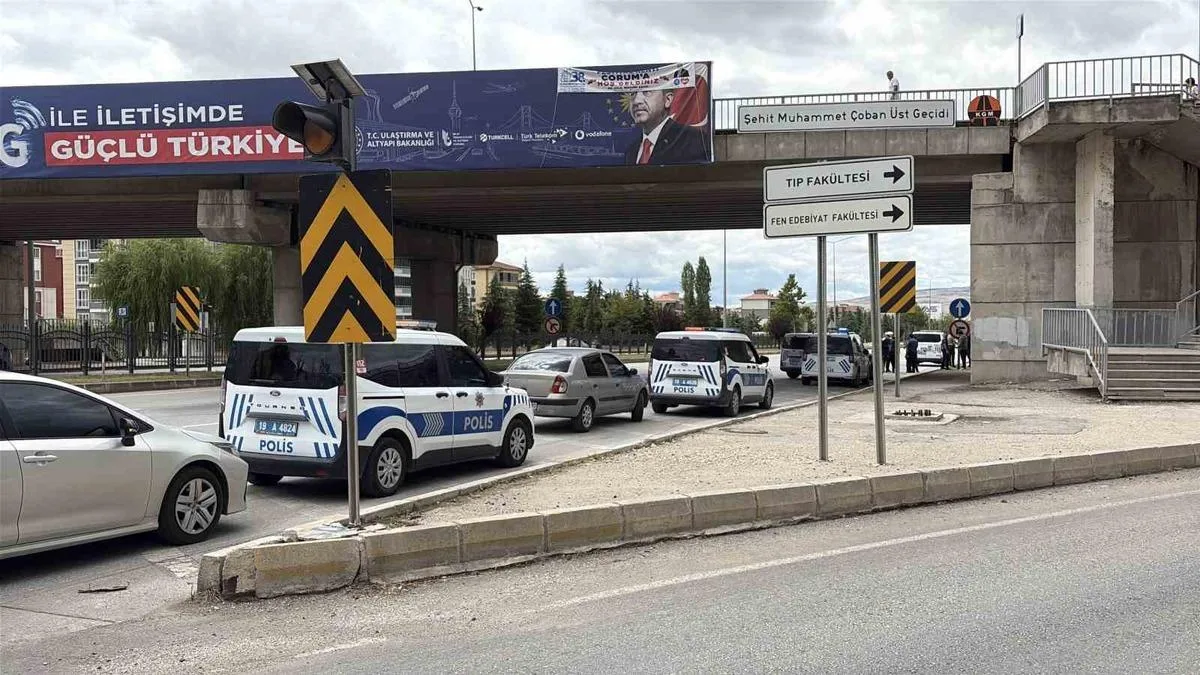 Bisikletli Kadın 9 Metreden Düştü, Yaralandı!
