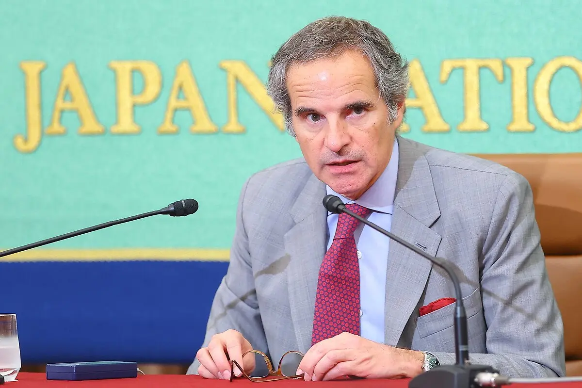 Uluslararası Atom Enerjisi Ajansı (IAEA) Genel Direktörü Rafael Grossi, Japonya’ya gerçekleştirdiği ziyaret kapsamında Japonya Ulusal Basın Kulübü’nde (JNPC) bir basın toplantısı düzenledi, 27 Haziran 2026