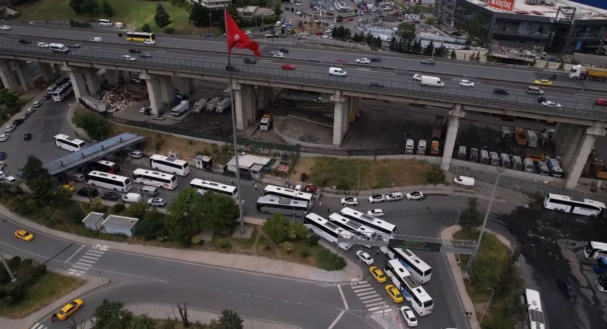 Akın akın gidiyorlar! Bodrum'a son 24 saatte 20 bin araç girdi 2