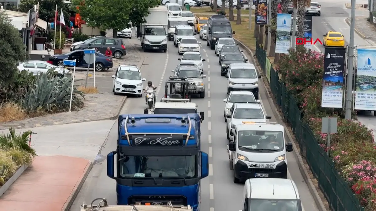 Akın akın gidiyorlar! Bodrum'a son 24 saatte 20 bin araç girdi 5