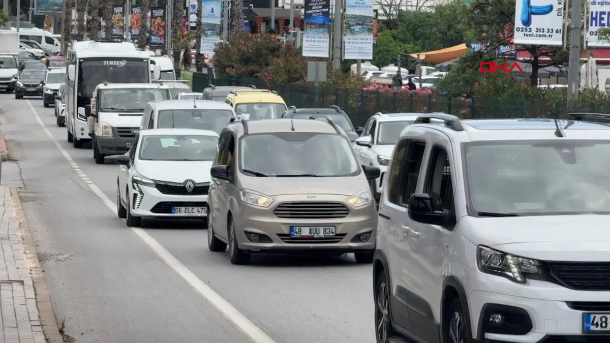 Bodrum’a 24 Saatte 20 Bin Araç Girişi!