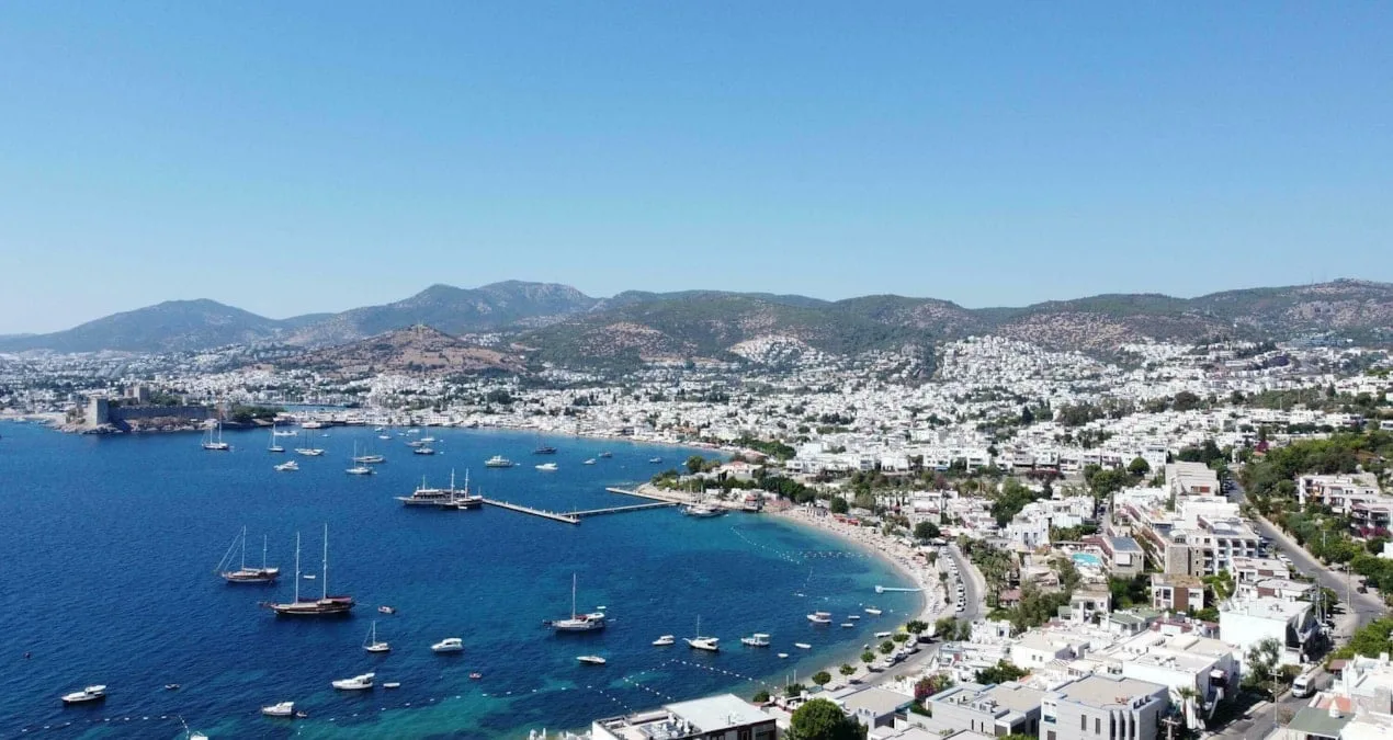 Bodrum’da Yaz Sezonu: Fiyatlar 2 Bin TL’den Başlıyor!
