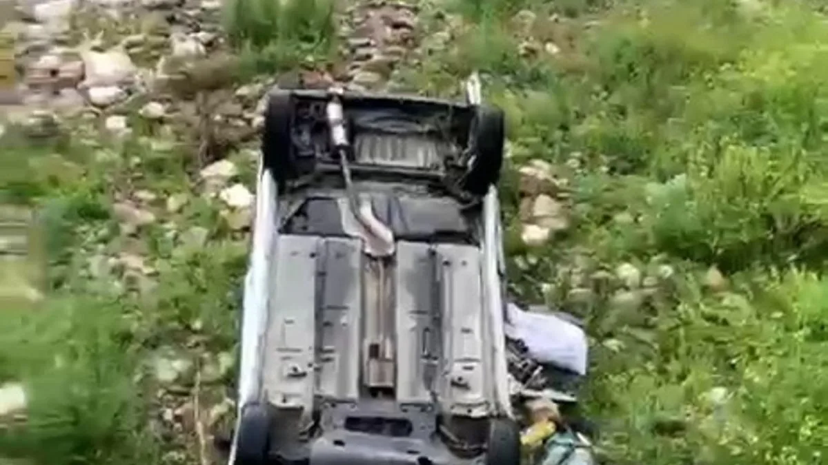 Bolu’da Kaza: Araç Şarampole Devrildi!