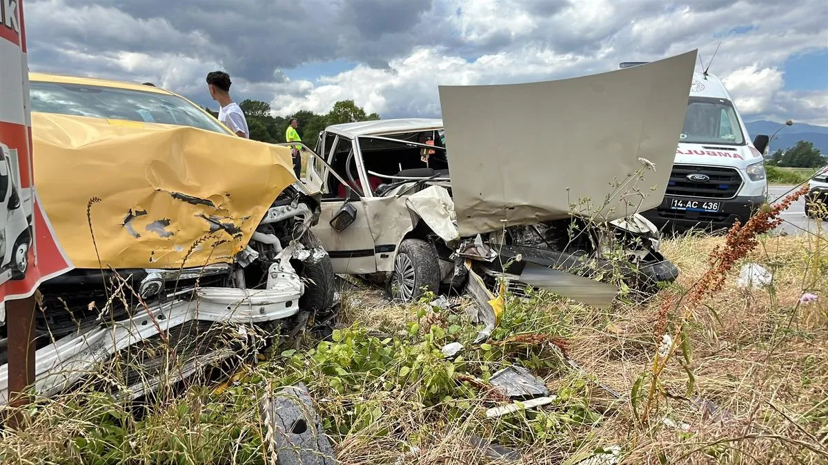 Bolu’da Trafik Kazası: 5 Yaralı!