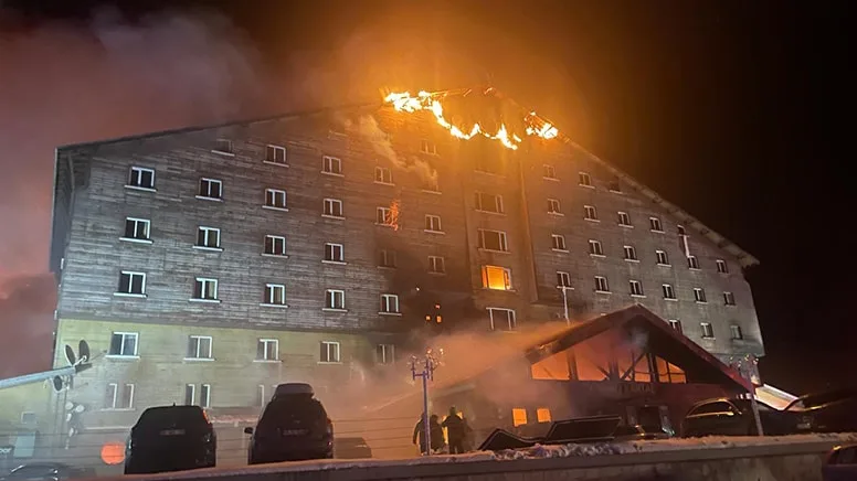 Grand Kartal Otel Yangın