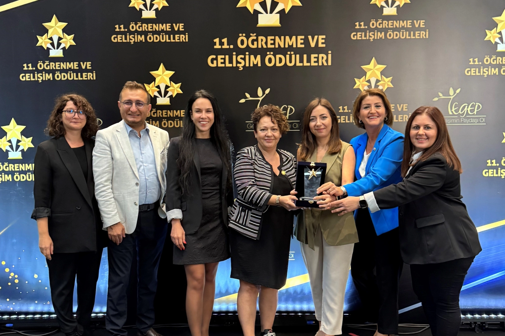 Borçelik’ten ‘Eşitlik İşi’ ile Ödül Sevinci!
