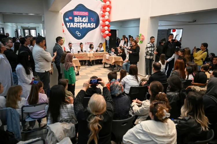 Bornova’da Bilgi Yarışmasıyla Öğrenciler Coştu!