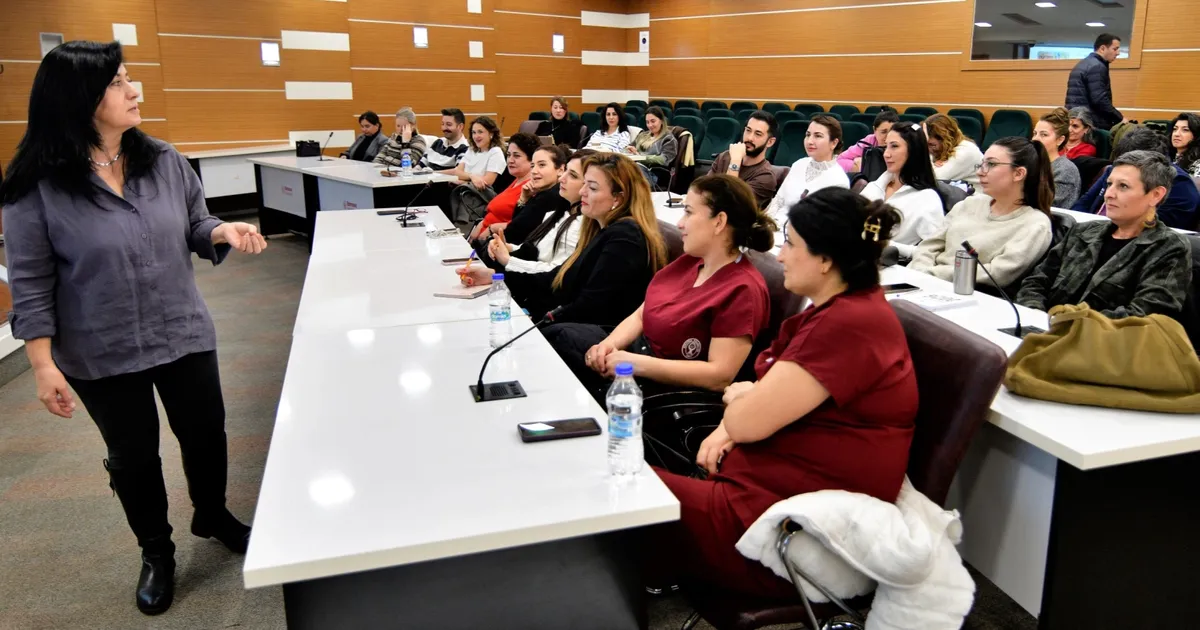 Bornova’da Cinsiyet Eşitliği Eğitimi Verildi