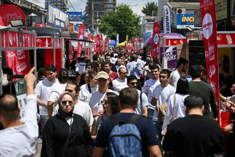 Bornova’da İlk ‘Sanayi Street Food Fest’ Coşkusu
