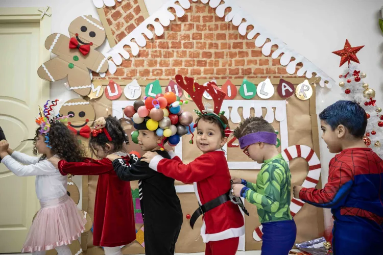 Bornova’da Miniklere Yılbaşı Coşkusu!