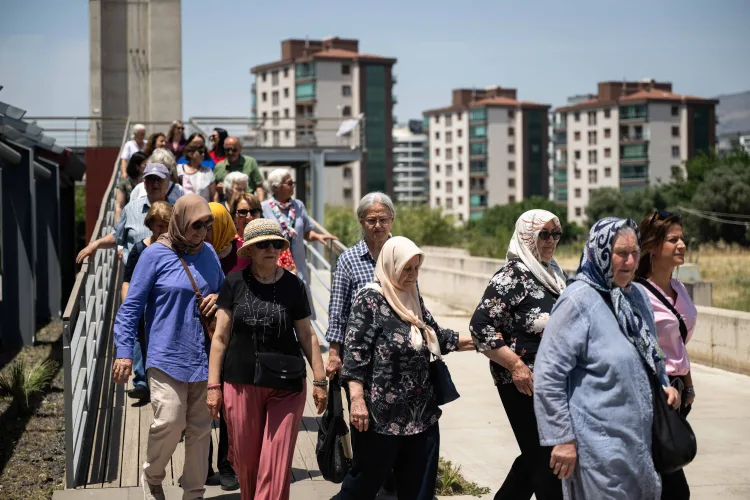 Bornova’da Yaşlılar Tarihle Buluştu!