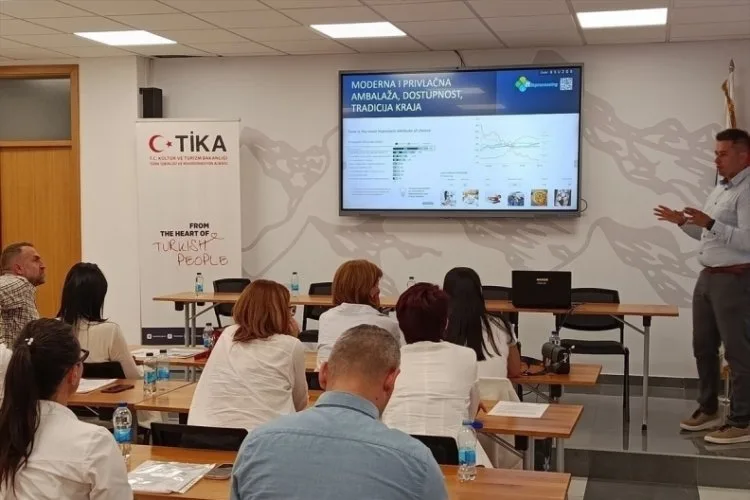 Bosna’da Kadın Çiftçilere Peynir Üretim Desteği