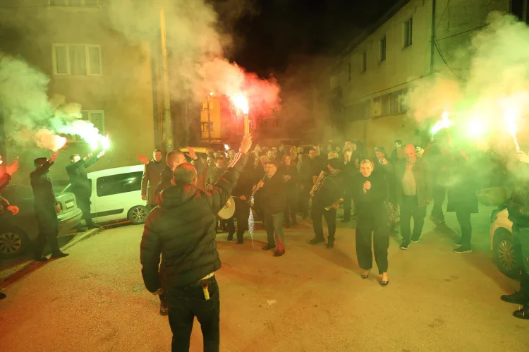 Bozbey, Arnavut Böreği Geleneğinde Sahur Yaptı