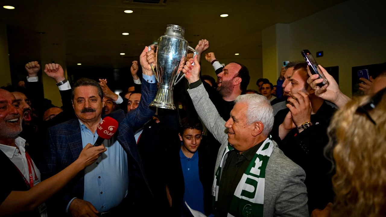 Bozbey – Çelik İttifakı mı? Ticari ve Siyasi İlişkiler Tartışma Yaratıyor