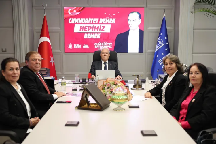 Bozbey’den Emeklilere Destek Sözü
