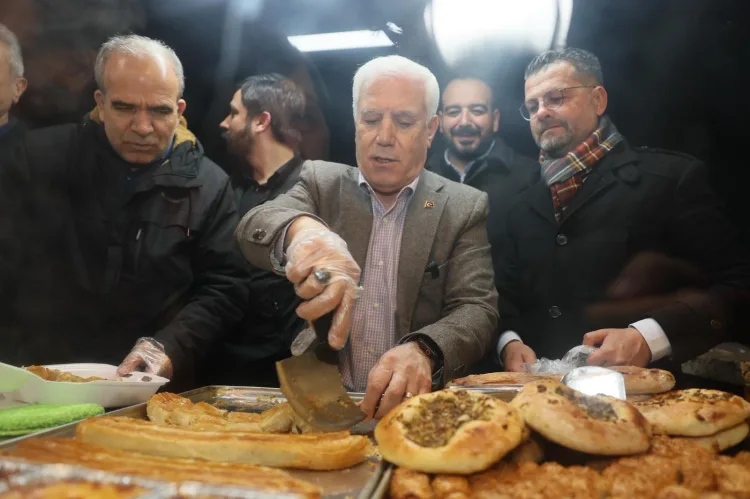 Bozbey, Ramazan’da Bursalılarla Sahurda Buluştu