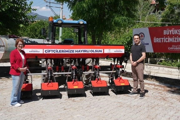 Bozkurt’ta Çiftçiye Yeni Çapa Makinesi Desteği
