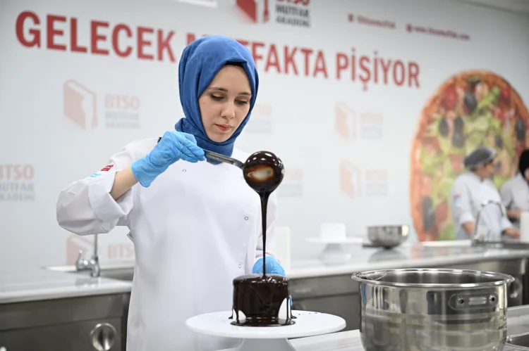 BTSO Mutfak Akademi ile Girişimcilik Yolu