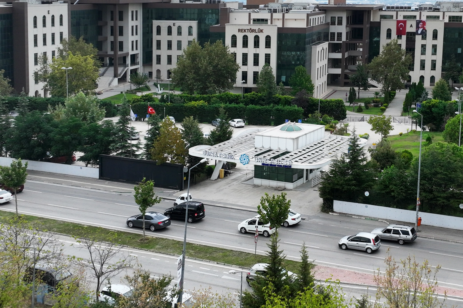 BTÜ’de Lise Öğrencilerine Üniversite Deneyimi