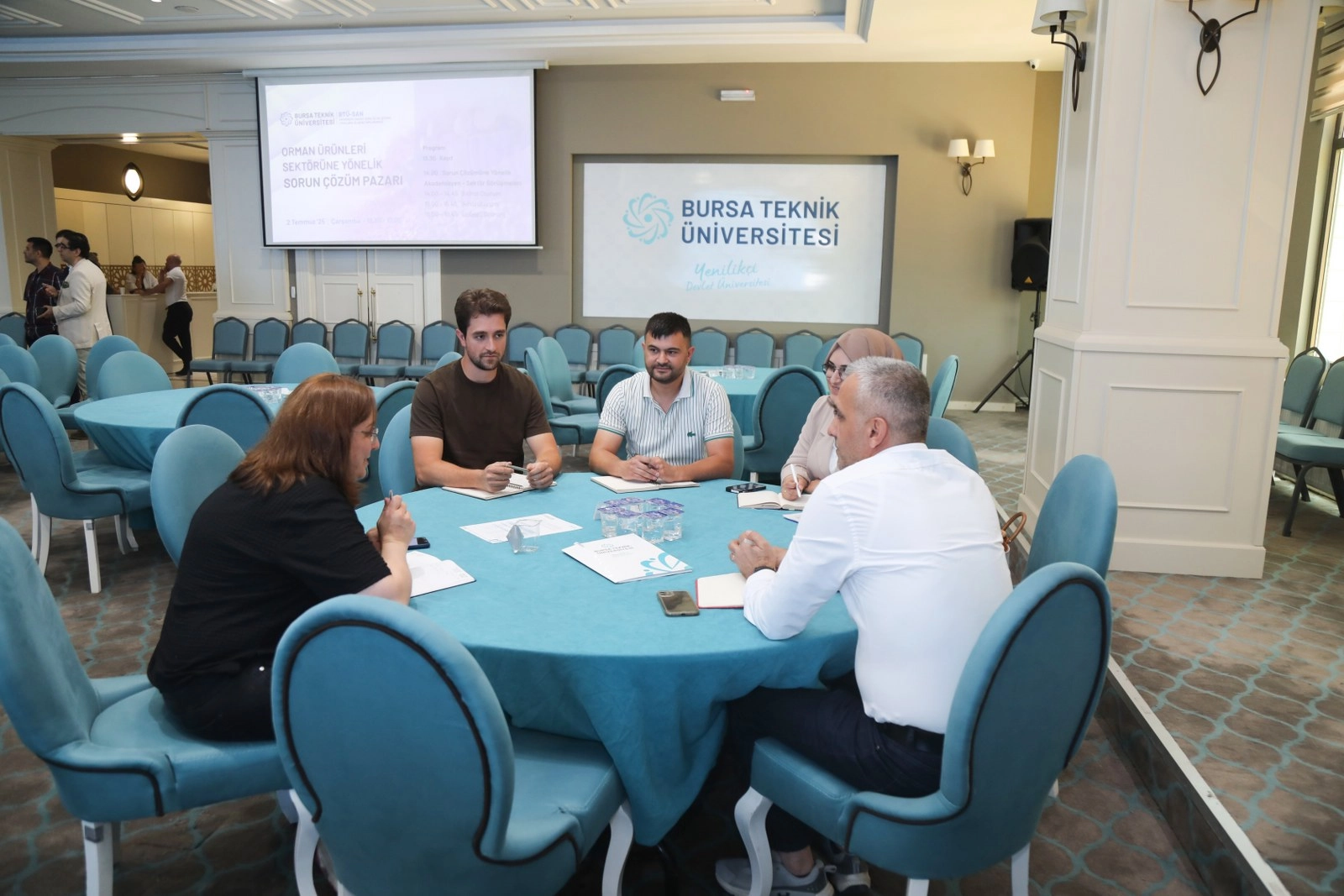 BTÜ’de Orman Ürünleri Sektörü İçin Çözüm Toplantısı