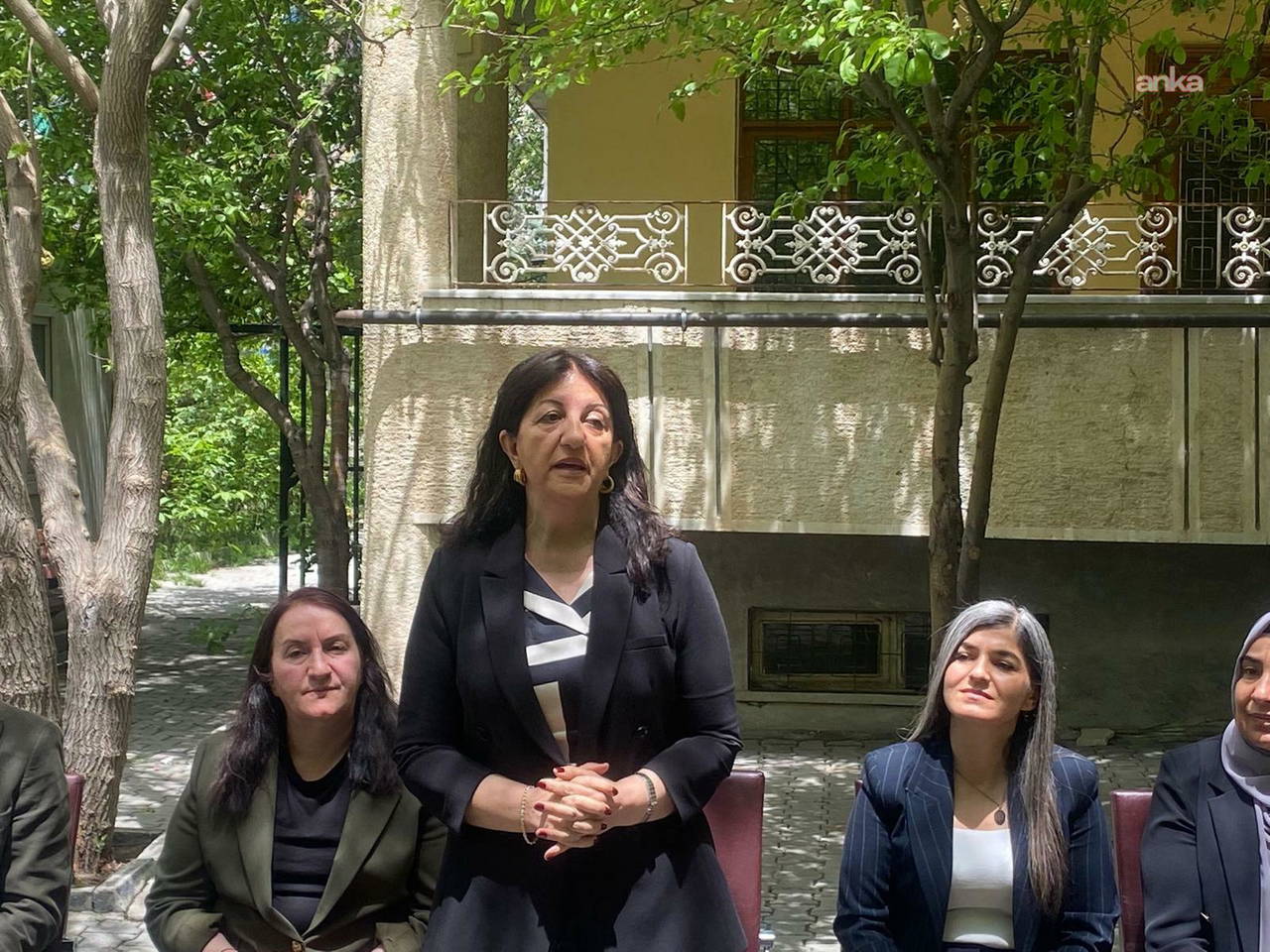 Buldan’dan ‘Süreç’ İçin Yasal Zemin Çağrısı