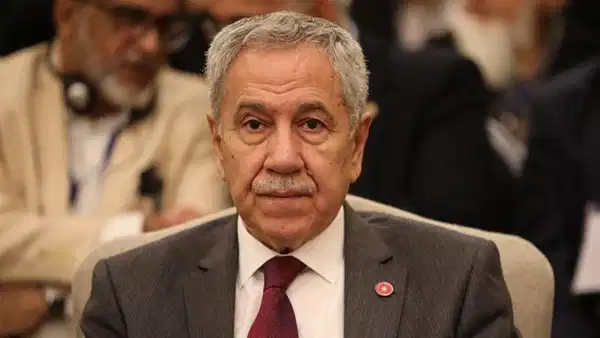 Bülent Arınç’tan Eleştirel Açıklamalar Geldi