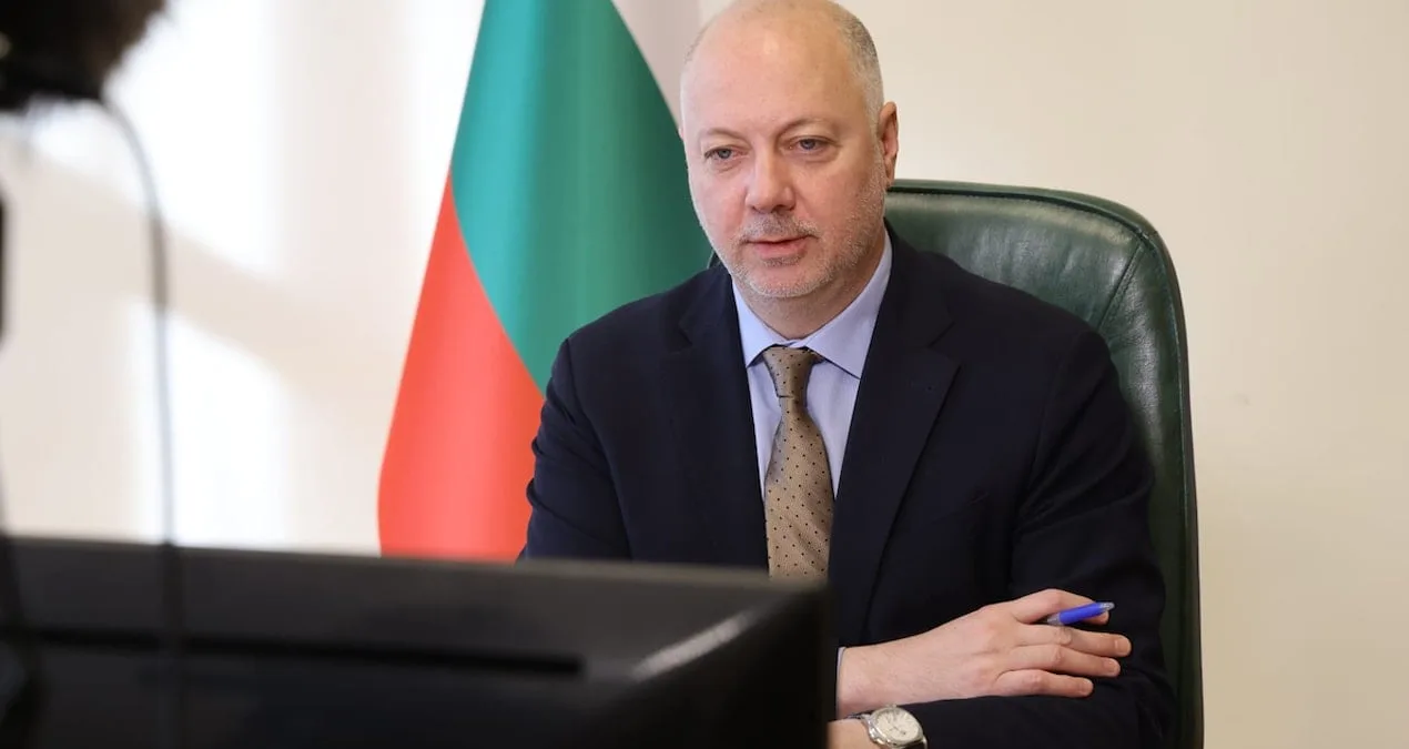 Bulgaristan Başbakanı Jelyazkov İstifa Etti!