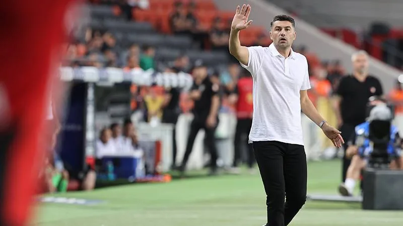 Burak Yılmaz’dan Sert Açıklamalar: ‘Burası Çiftlik Değil’