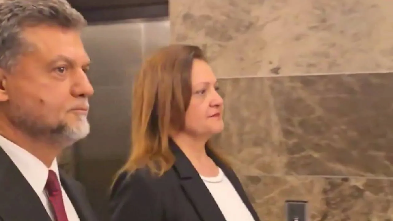 Burcu Köksal, AKP’ye Geçişini İlan Edecek!