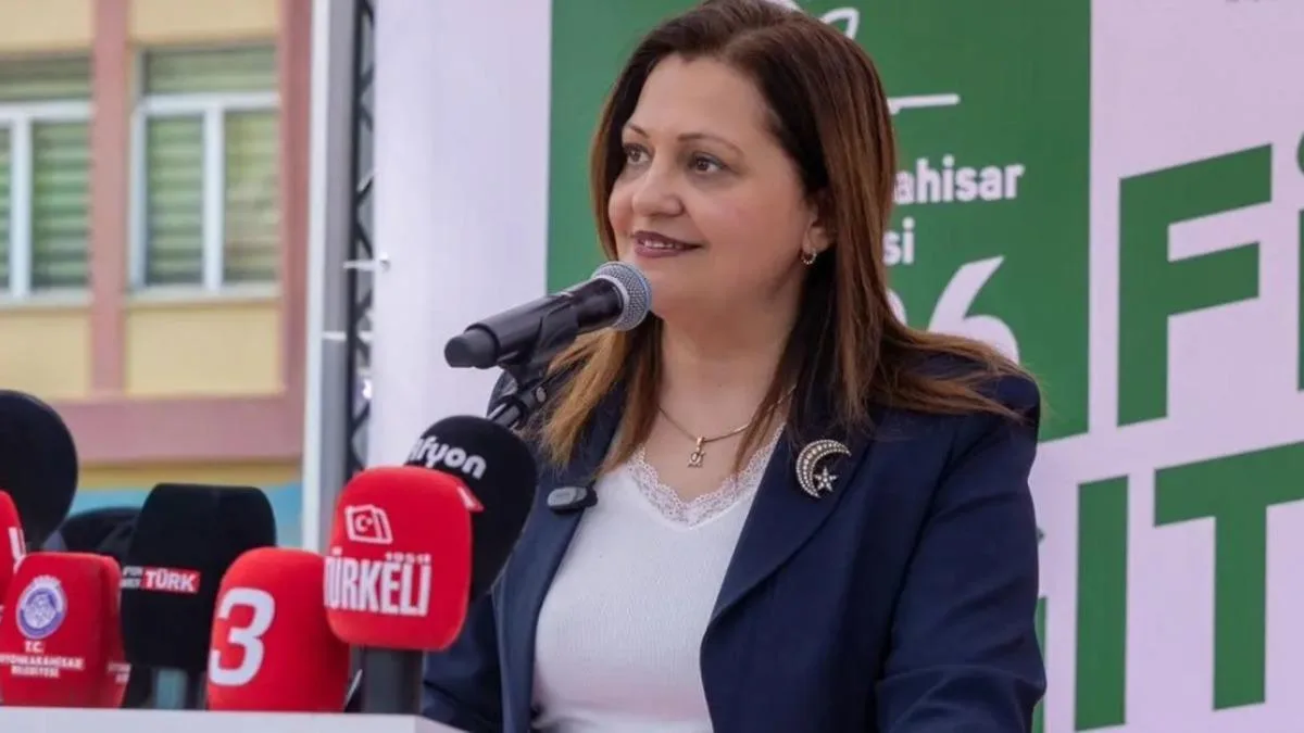 Burcu Köksal’ın AK Parti’ye Geçiş İddiası!