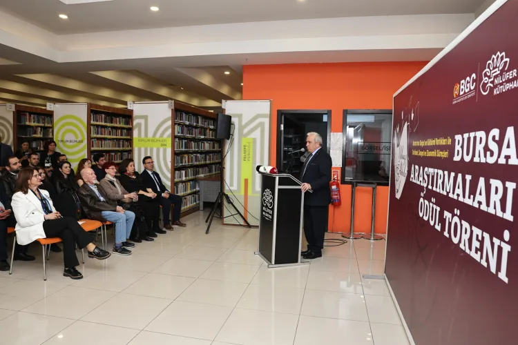 Bursa Araştırmaları Ödülleri Sahiplerini Buldu!