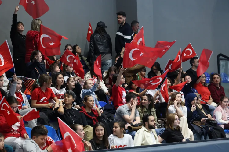 Bursa Belediyespor, Avrupa’da Final İçin Avantaj Sağladı!