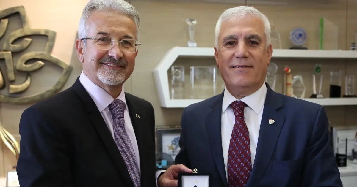 Bursa Büyükşehir Belediye Başkanı Mustafa Bozbey, Turgay Erdem Suç Örgütü Dosyasına Dahil mi Edildi